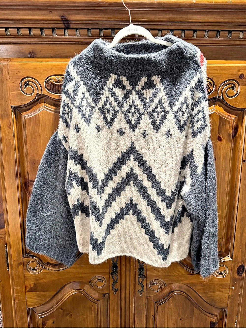 Free People Geometric Knit Sweater in Gray & Cream Size XS